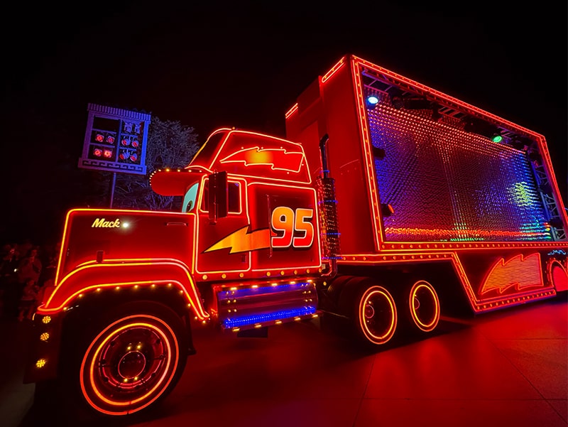 Paint the night parade