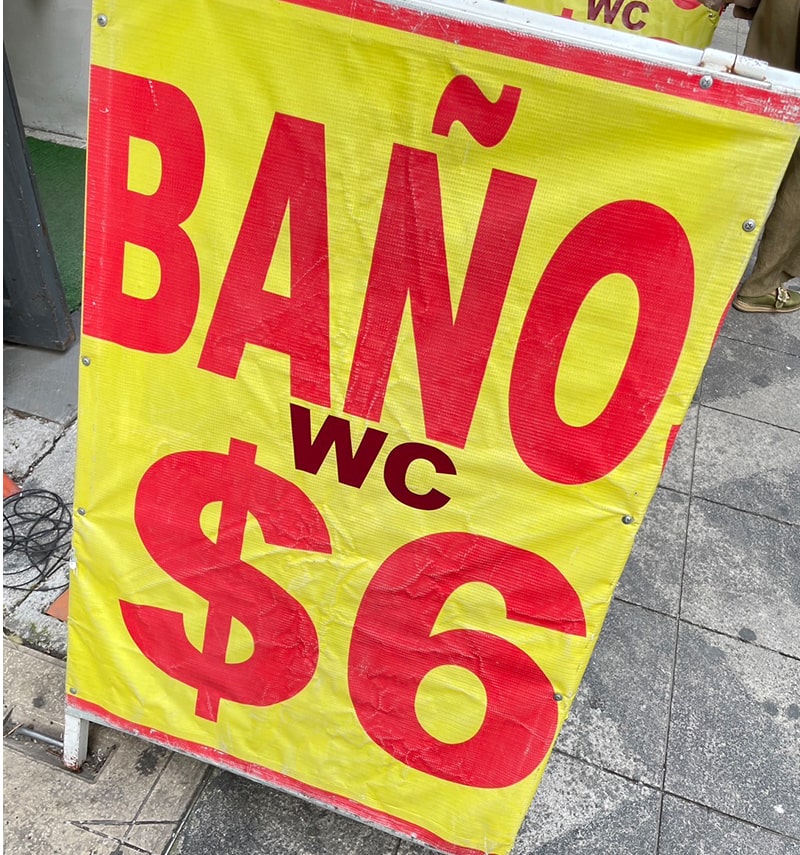 ”メキシコWC看板"