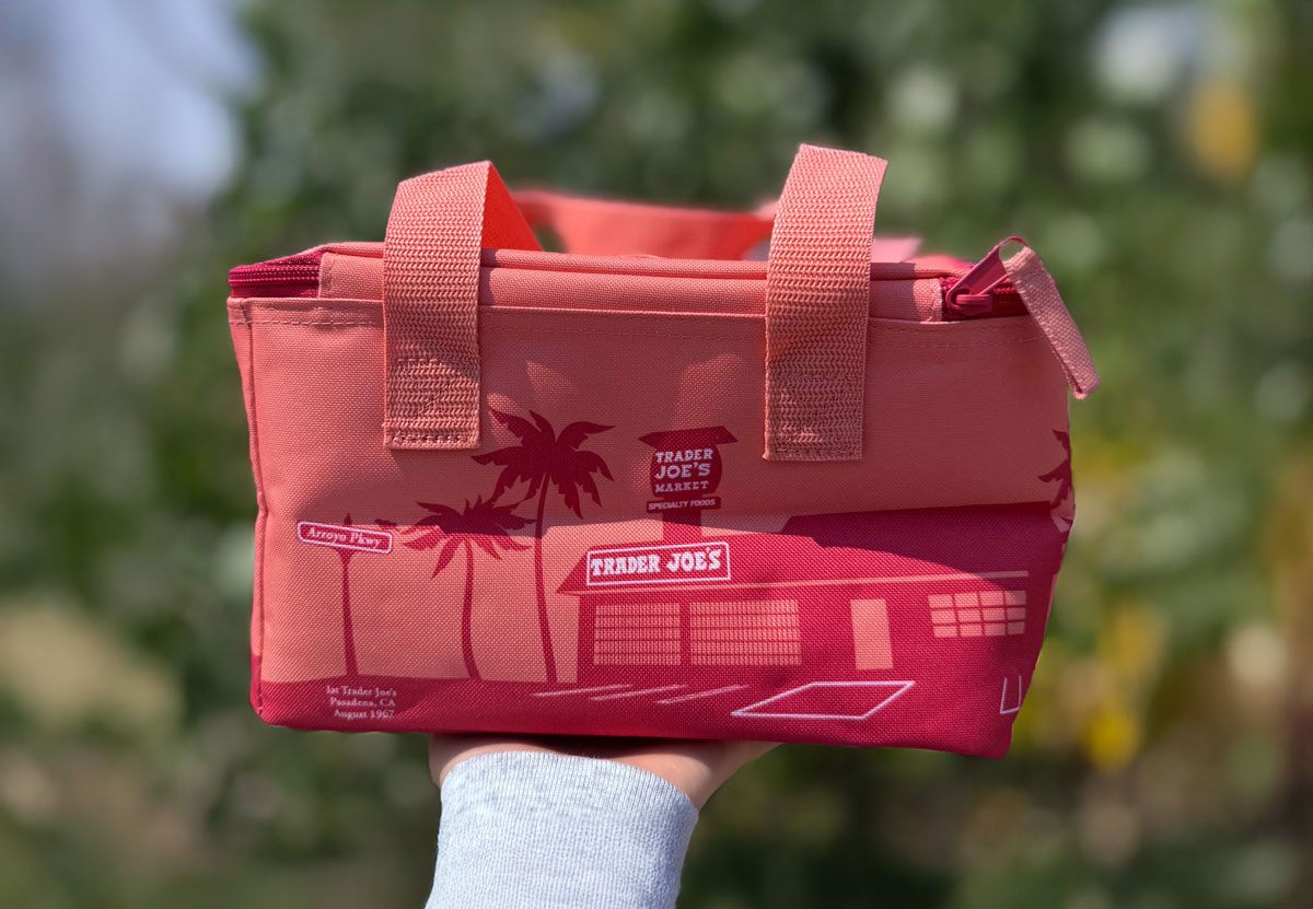 Trader Joe's トレジョ保冷バッグ　ミニ 争奪戦！トレーダージョーズミニ保冷バッグ購入レポート - ほぼ