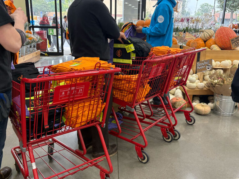 【行列150人超】トレジョ激戦区ロサンゼルスで見た光景|ハロウィン ミニトート発売初日レポ