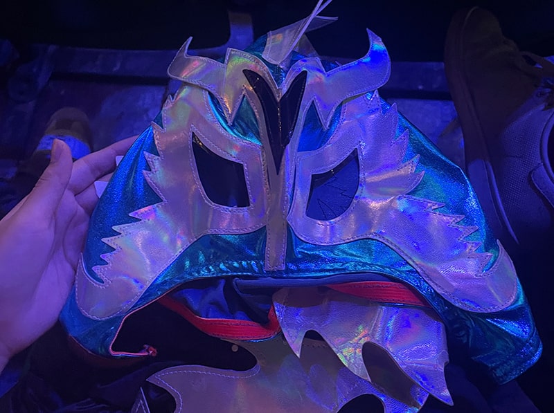 ルチャドールのマスク