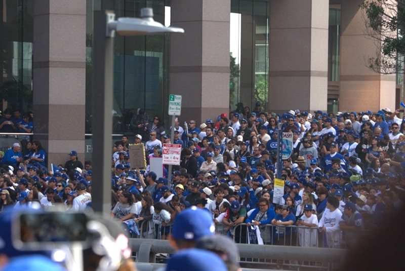 熱気あふれるロサンゼルスのダウンタウン