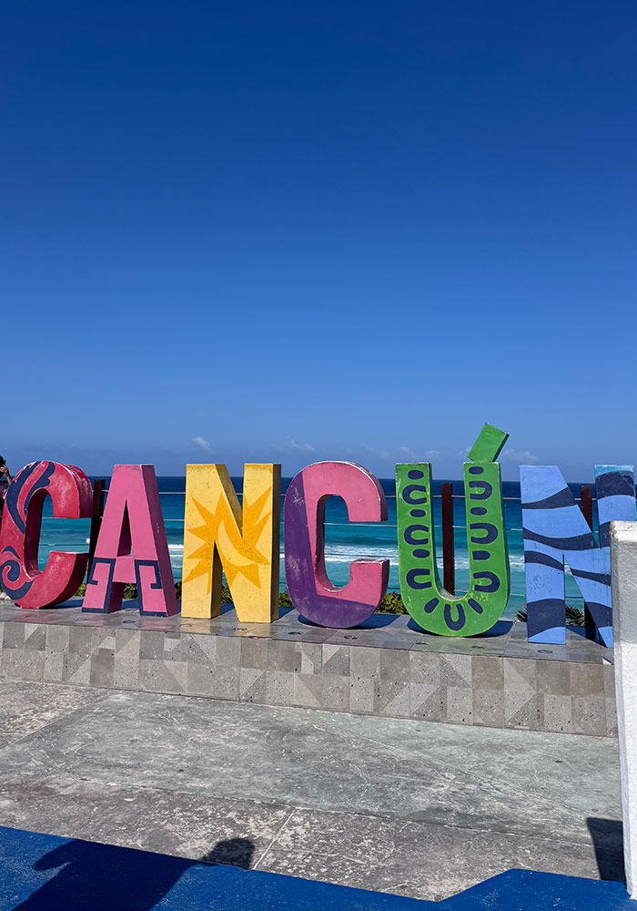 カンクンのサイン