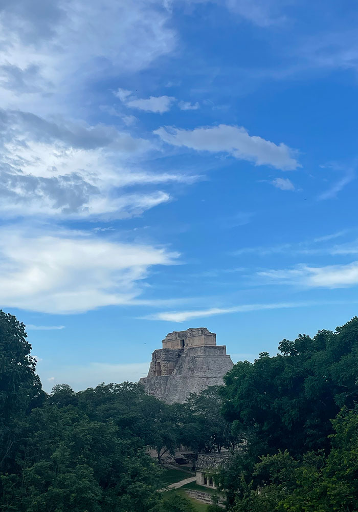 ウシュマル遺跡