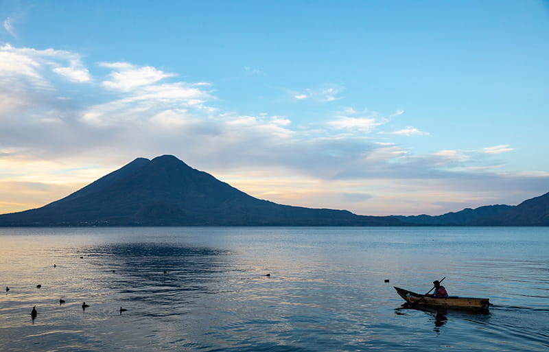 アティトラン湖