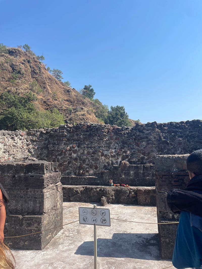 テポステコ遺跡