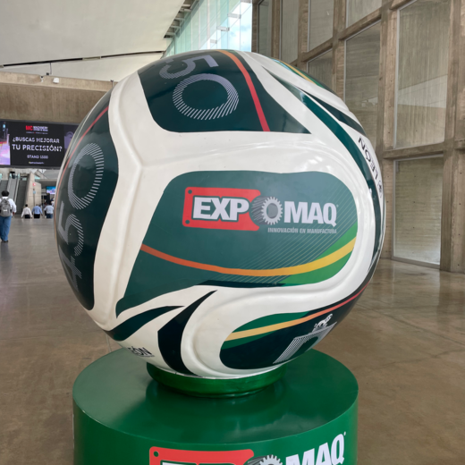 レオンで「EXPOMAQ 2026」開催　25か国350社が集結、製造業の最新技術を紹介